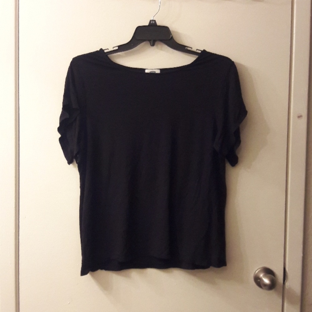 Fluttee Sleeve Tee